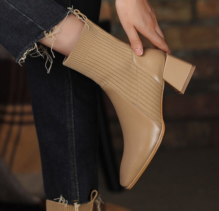 Bota Feminina Confort Premium – Cano Curto, Salto Bloco Seguro, Forro Aconchegante e Estilo para Todos os Momentos