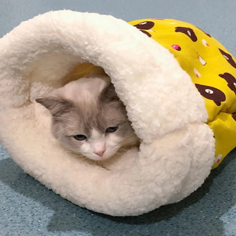 Cama Saco de Dormir para Gatos CatNest – Quente, Aconchegante, Autocalentável