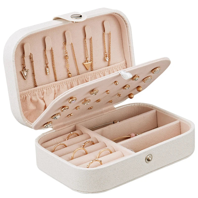 Porta Joias Delicata – Organização e Elegância para Suas Joias em Qualquer Lugar, Cabe Até na Bolsa de Viagem!